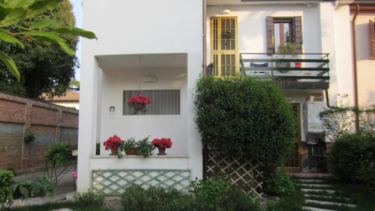 A Casa Di Dora Bed and Breakfast Treviso Buitenkant foto